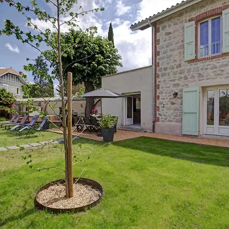 De Charme Avec Spa, Sauna Et Jardin Privatif A - Fr-1-496-309 *
