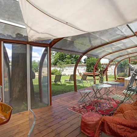 De Charme Avec Spa, Sauna Et Jardin Privatif A - Fr-1-496-309 Holiday home *